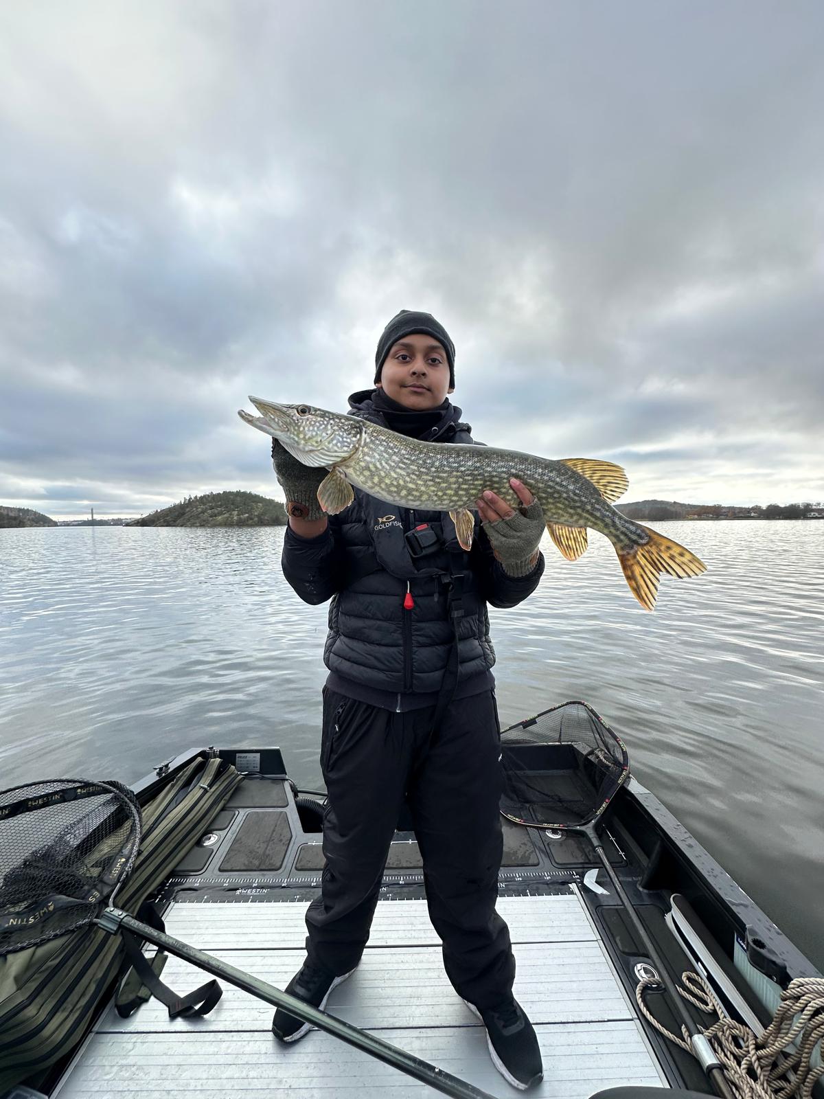 Privat guidad fisketur med båt – Eget sällskap